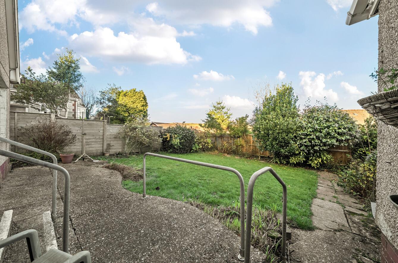 Twyni Teg, Killay, Swansea, SA2 7NS